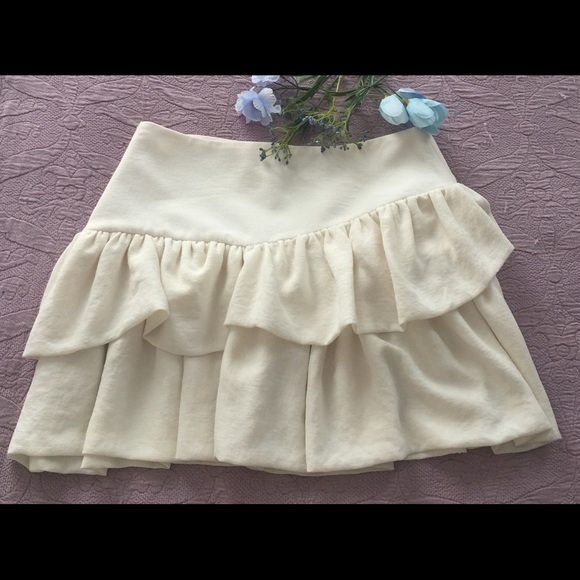 MAJE Fluxi Ruffled Crepe Mini Skirt - Picture 3 of 5